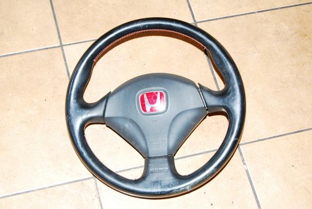 JDM Honda / Acura RSX DC5 Momo Steering Wheel